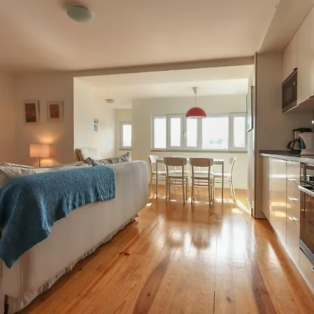 Principe Real T.m. Flat Charming View Апартаменты *